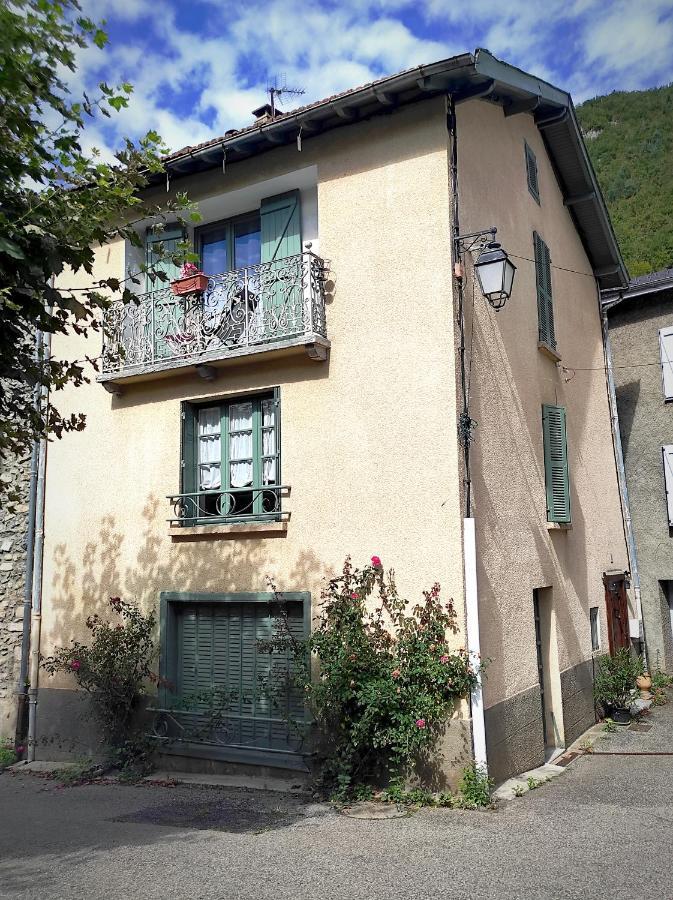La Maison Des Vacances Auzat Exteriör bild